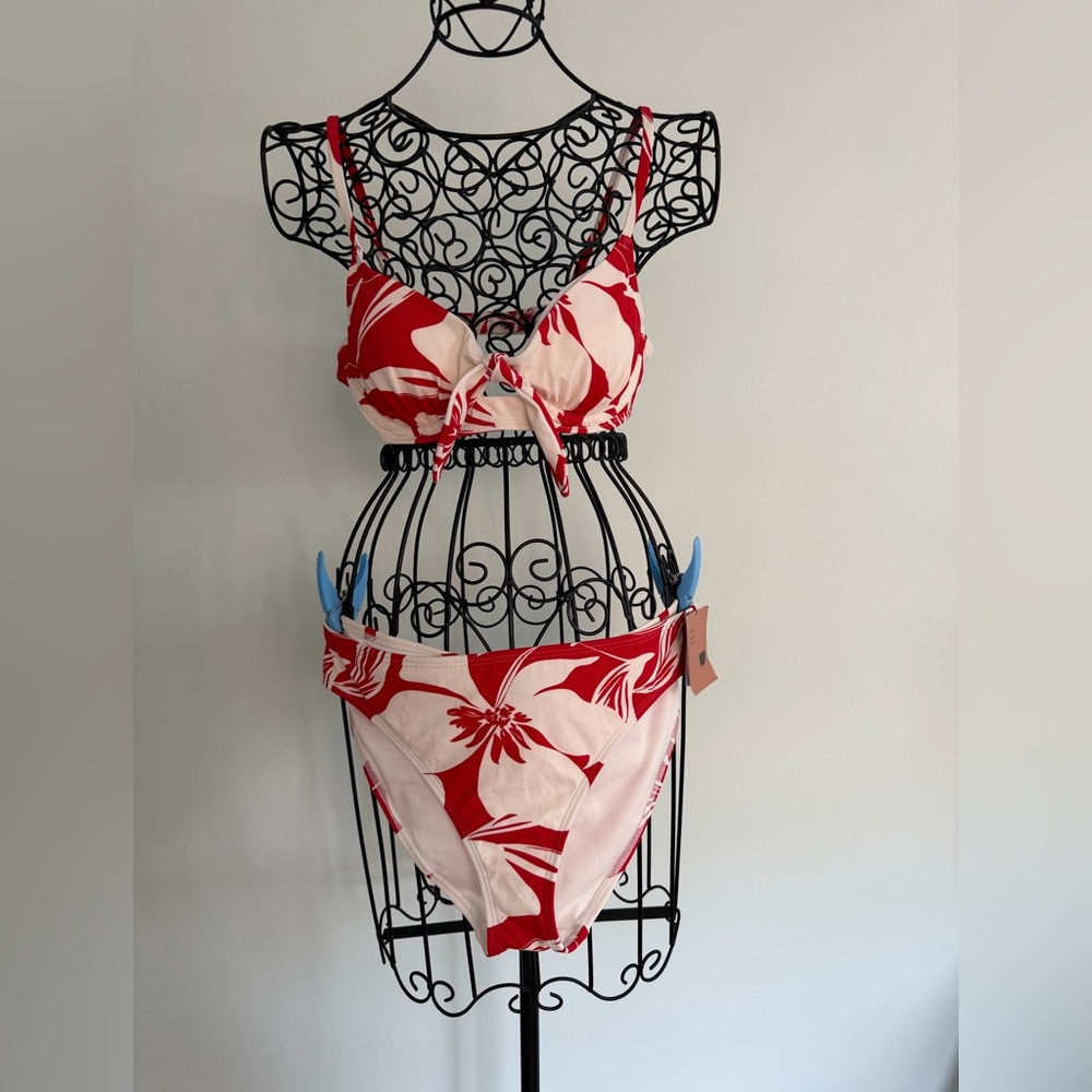 Shade & Shore bikini top  in red and white